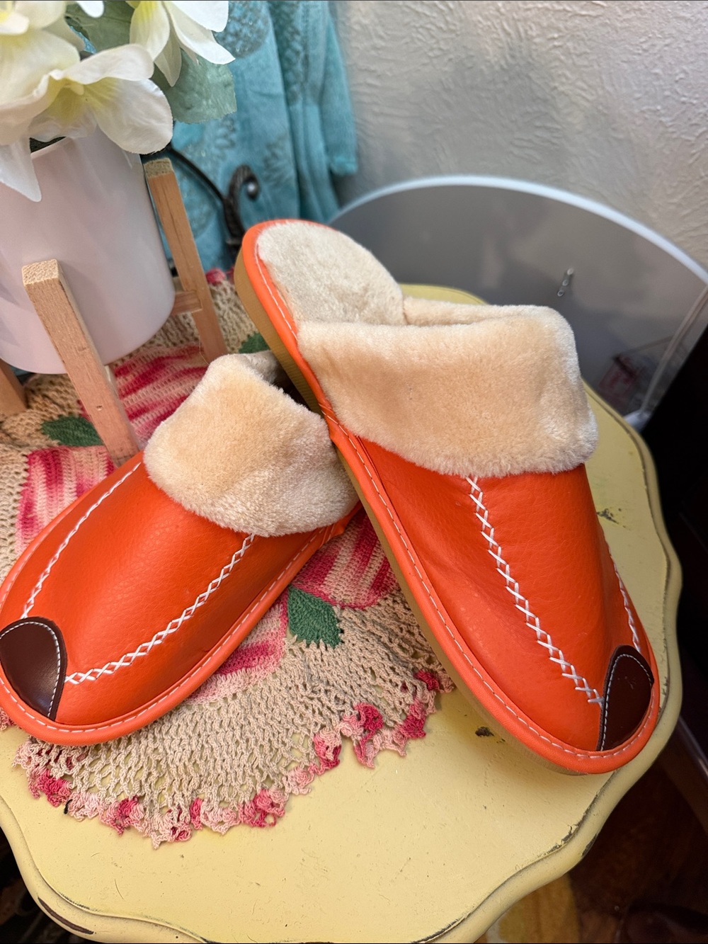 🛌🛌🛌3 for 12$🛌🛌🛌Orange Faux-Shearling Mens Slip-On Slippers-11.5